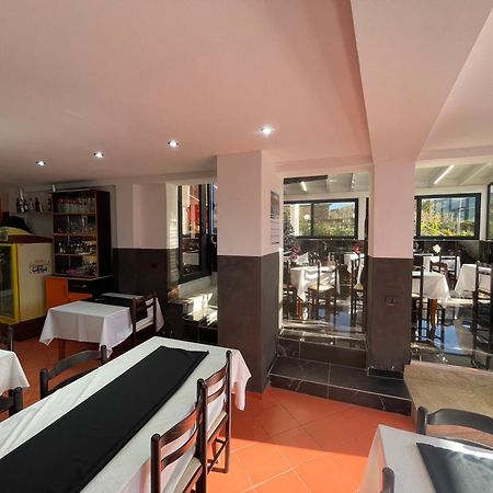Hotel Bar Restaurant Mete Peshkepi Exterior photo