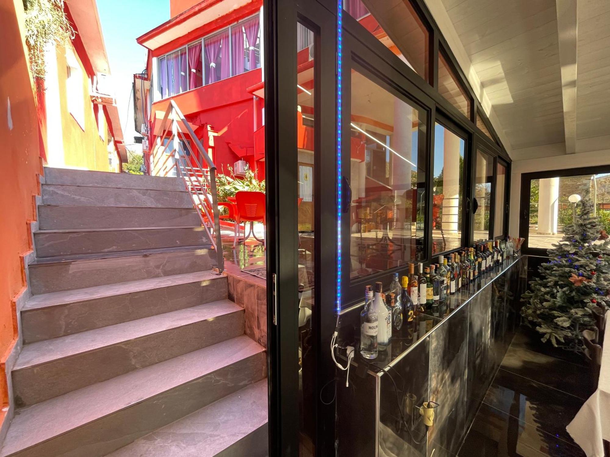 Hotel Bar Restaurant Mete Peshkepi Exterior photo